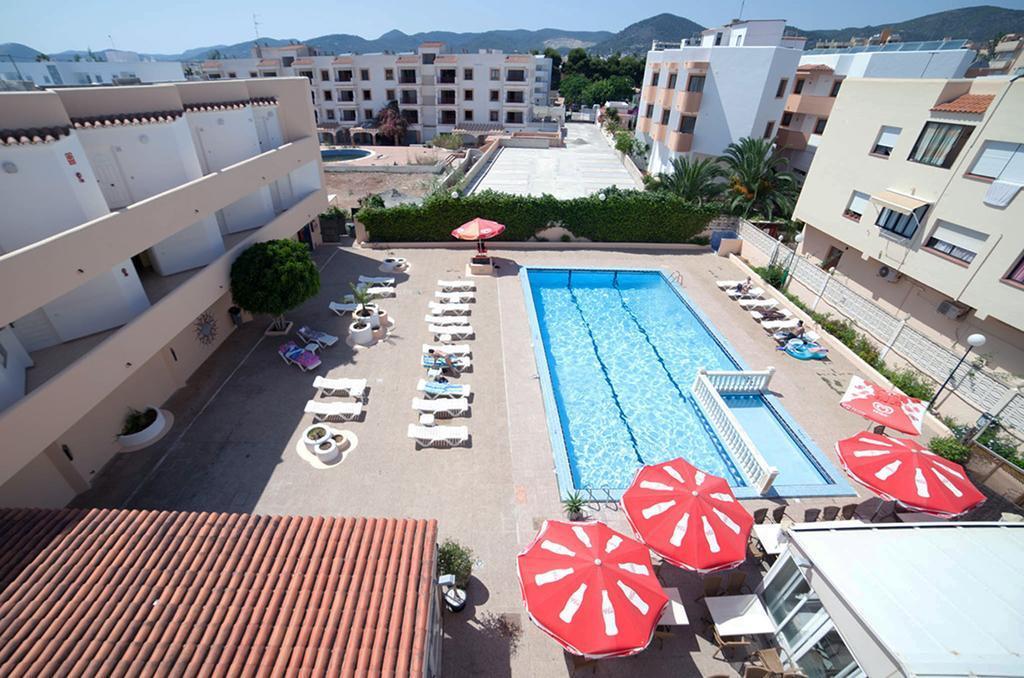 Aparthotel Vibra Mogambo - Adults Only Platja d'en Bossa Exterior foto