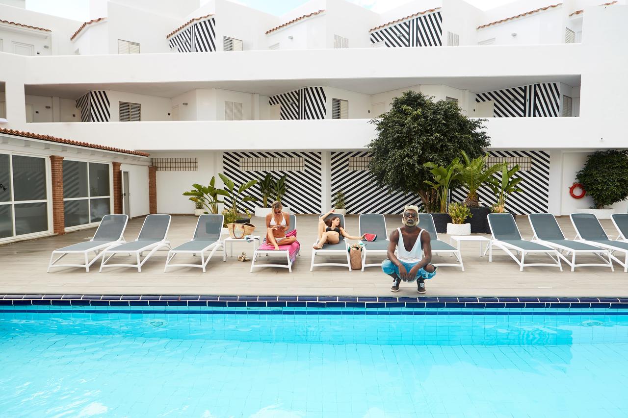 Aparthotel Vibra Mogambo - Adults Only Platja d'en Bossa Exterior foto